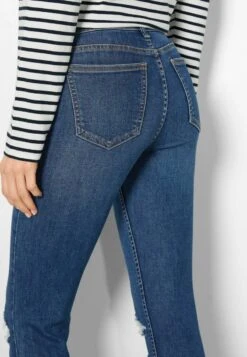BERSHKA VINTAGE - Jeans Skinny Fit - Dark Blue -Bershka Verkaufsgeschäft 97c8a263fc0c446ea08a55aecad4f0b9