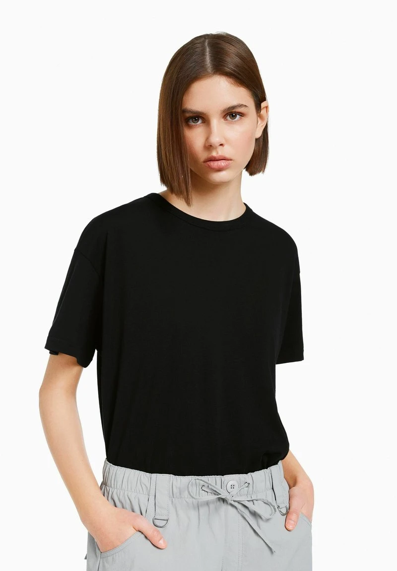 BERSHKA 2-PACK SHORT SLEEVE - T-Shirt Basic - White 4 BERSHKA 2-PACK SHORT SLEEVE - T-Shirt Basic - White – Bild 2