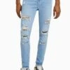 BERSHKA SUPER RIPPED - Jeans Slim Fit - Light Blue Denim -Bershka Verkaufsgeschäft 98add8d7efd6454183dde20781eb159f