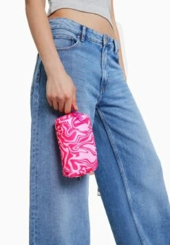 BERSHKA PRINTED - Kosmetiktasche - Pink