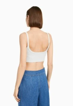 BERSHKA 2-PACK -CROPPED WITH WIDE STRAPS - Top - Offwhite/black 10 BERSHKA 2-PACK -CROPPED WITH WIDE STRAPS - Top - Offwhite/black -Bershka Verkaufsgeschäft 9b07c82348794ab2b840882b64f2b2d3