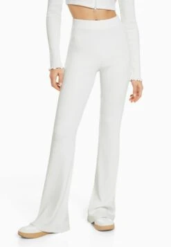 BERSHKA Stoffhose - White -Bershka Verkaufsgeschäft 9b15093007ee4465a71a5506f46a0ea5 1