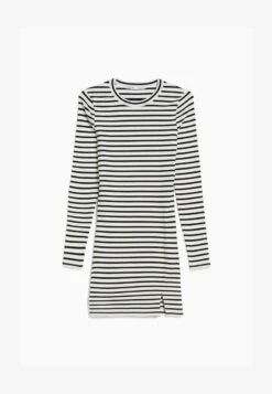 BERSHKA LONG SLEEVE MINI - Etuikleid - White 12 BERSHKA LONG SLEEVE MINI - Etuikleid - White -Bershka Verkaufsgeschäft 9c48972713d8446abfc72d43058fc00a