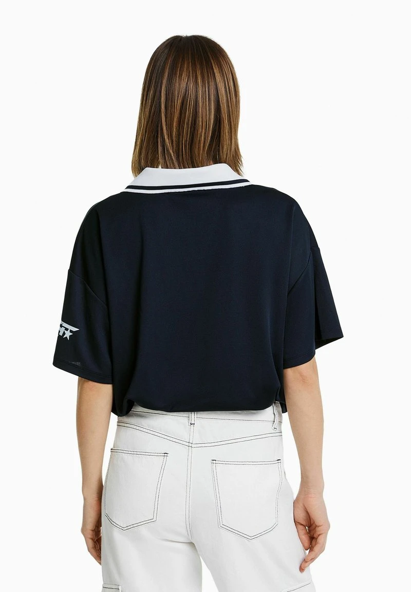 BERSHKA FOOTBALL COLLAR SHORT SLEEVE - Poloshirt - Royal Blue 5 BERSHKA FOOTBALL COLLAR SHORT SLEEVE - Poloshirt - Royal Blue – Bild 3