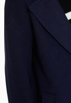 BERSHKA DROP SHOULDER - Klassischer Mantel - Royal Blue 12 BERSHKA DROP SHOULDER - Klassischer Mantel - Royal Blue -Bershka Verkaufsgeschäft 9d24adf8f42746f18c3103099d80ddd6
