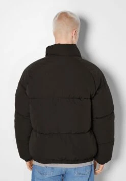 BERSHKA PUFFER - Winterjacke - Black 11 BERSHKA PUFFER - Winterjacke - Black -Bershka Verkaufsgeschäft 9dd4db8e332745438dd81c9ef8b38341