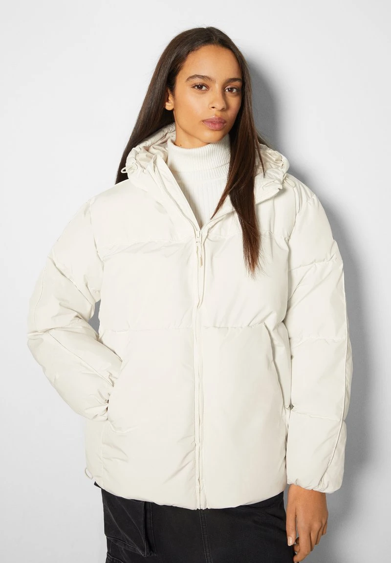 BERSHKA PUFFY - Winterjacke - White 6 BERSHKA PUFFY - Winterjacke - White – Bild 4