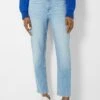 BERSHKA COMFORT FIT- MOM - Jeans Straight Leg - Light-blue Denim 1 BERSHKA COMFORT FIT- MOM - Jeans Straight Leg - Light-blue Denim -Bershka Verkaufsgeschäft a299d80ef69e45abb929a0fcdde421f1