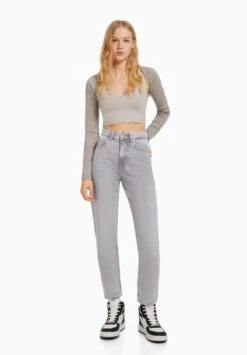 BERSHKA MOM - Jeans Relaxed Fit - Grey -Bershka Verkaufsgeschäft a4a1a3cdc70d4b0c9d9f52d40e389f6c