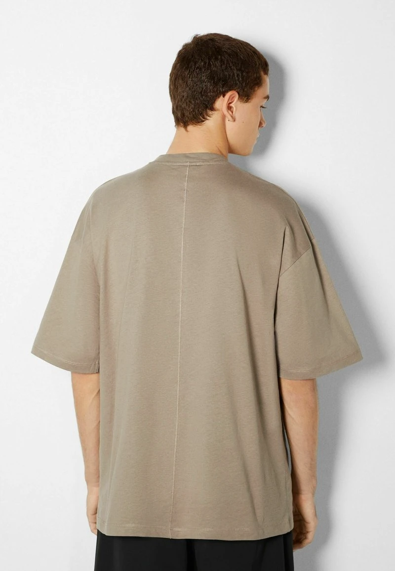 BERSHKA OVERSIZED SHORT SLEEVE - T-Shirt Basic - Grey 5 BERSHKA OVERSIZED SHORT SLEEVE - T-Shirt Basic - Grey – Bild 3