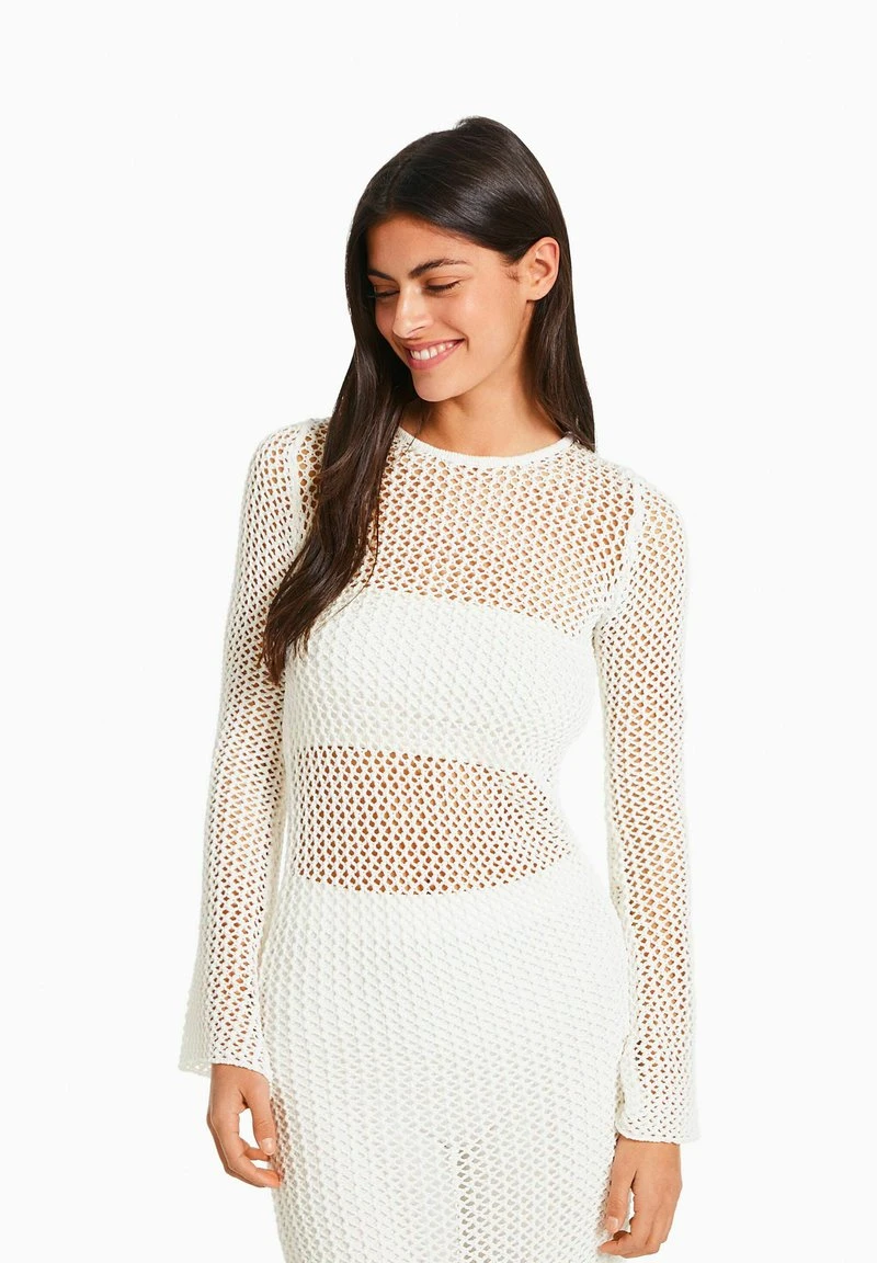 BERSHKA LONG SLEEVE OPEN BACK MIDI - Strickkleid - Beige 7 BERSHKA LONG SLEEVE OPEN BACK MIDI - Strickkleid - Beige – Bild 5