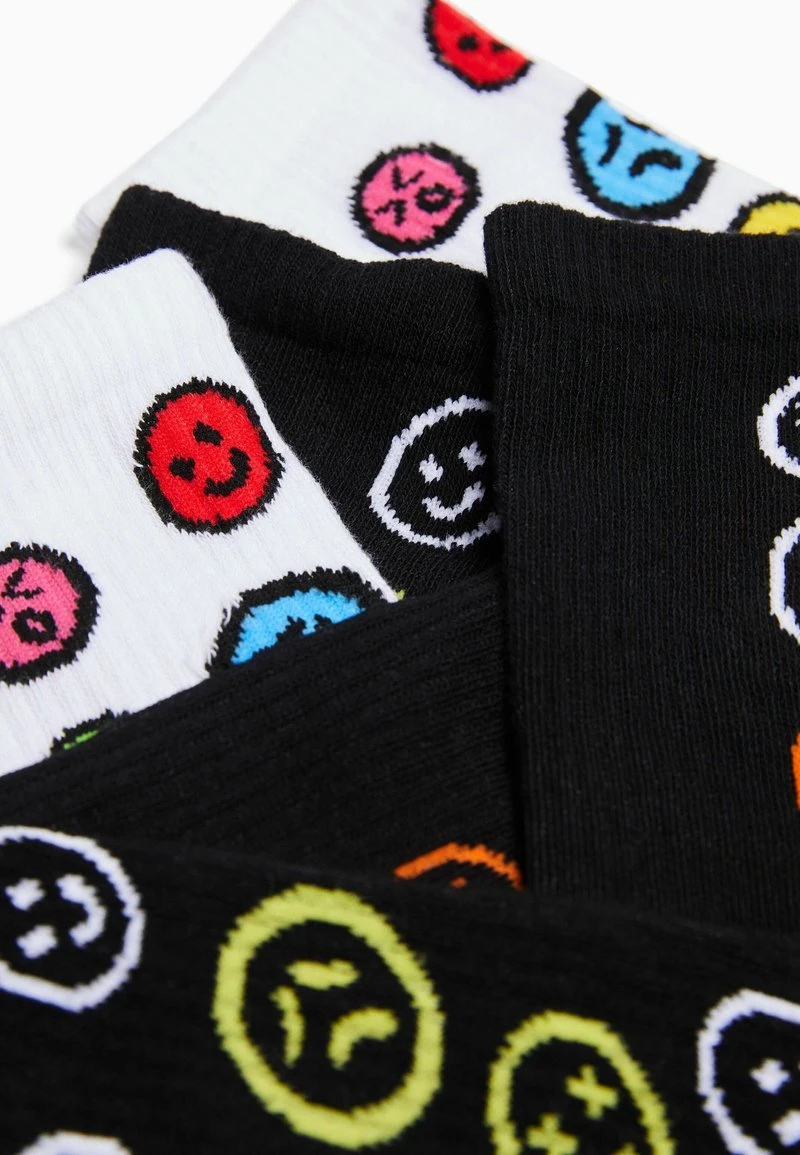 BERSHKA PRINTED SET OF 3 - Socken - Black 6 BERSHKA PRINTED SET OF 3 - Socken - Black – Bild 4