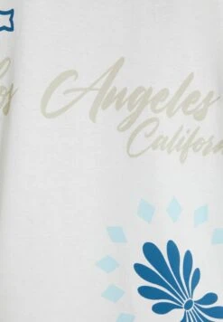 BERSHKA SHORT SLEEVE BOXY - T-Shirt Print - White -Bershka Verkaufsgeschäft a7a90c8d274848abbf314c0da47822ee