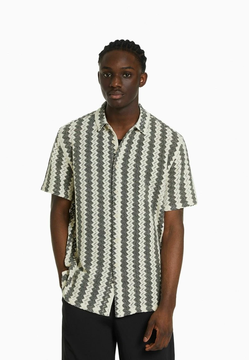 BERSHKA OPEN KNIT SHORT SLEEVE - Hemd - Sand 3 BERSHKA OPEN KNIT SHORT SLEEVE - Hemd - Sand