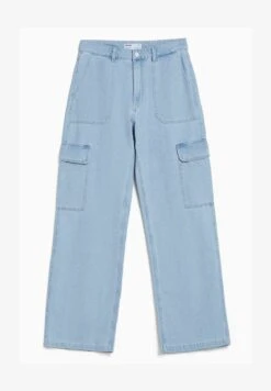 BERSHKA Jeans Straight Leg - Light Blue Denim 11 BERSHKA Jeans Straight Leg - Light Blue Denim -Bershka Verkaufsgeschäft a930450669ae4a37beabc56606fb8f8a