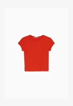 BERSHKA SHORT SLEEVE - T-Shirt Basic - Red -Bershka Verkaufsgeschäft a958dffbdeb7423aa521386b036903da