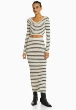 BERSHKA STRIPED OPEN V NECK - Strickpullover - Beige