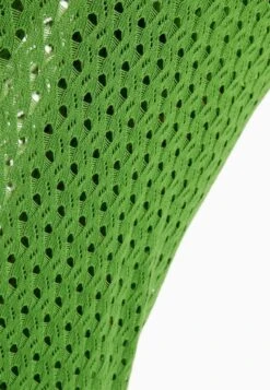 BERSHKA LONG SLEEVES - Strickkleid - Evergreen -Bershka Verkaufsgeschäft a9e68aa0aff84a11962ff8dfeb02bfa3