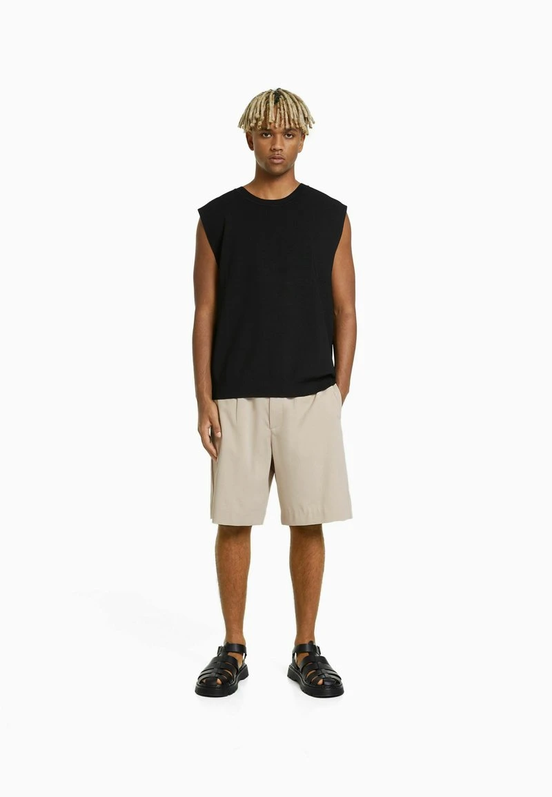 BERSHKA TAILORED - BERMUDA - Shorts - Sand 4 BERSHKA TAILORED - BERMUDA - Shorts - Sand – Bild 2