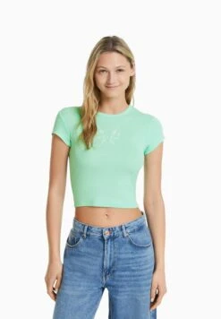 BERSHKA SHORT SLEEVE - T-Shirt Print - Light Green