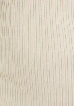 BERSHKA MINI - Strickkleid - Beige 13 BERSHKA MINI - Strickkleid - Beige -Bershka Verkaufsgeschäft ad6d23331962467eb5a569180e9f52ea