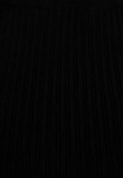 BERSHKA MIDI - Bleistiftrock - Black 12 BERSHKA MIDI - Bleistiftrock - Black -Bershka Verkaufsgeschäft ae4b1967cfee4fd9badf6a435a3250b3