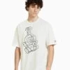 BERSHKA SHORT SLEEVE BOXY FIT FOIL - T-Shirt Print - White 2 BERSHKA SHORT SLEEVE BOXY FIT FOIL - T-Shirt Print - White -Bershka Verkaufsgeschäft af333fe9106f43e7a1525b94a22131fb