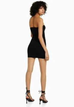 BERSHKA OFF-THE-SHOULDER WITH SEAMS - Cocktailkleid/festliches Kleid - Black 10 BERSHKA OFF-THE-SHOULDER WITH SEAMS - Cocktailkleid/festliches Kleid - Black -Bershka Verkaufsgeschäft b2e63fd9d0e543adb533d02f1a1cbc1b