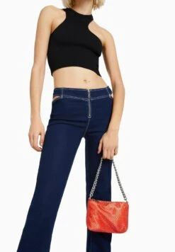 BERSHKA MESH CHAIN STRAP - Handtasche - Orange