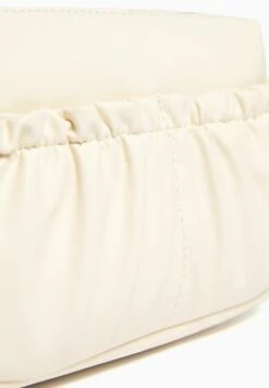 BERSHKA Umhängetasche - Beige -Bershka Verkaufsgeschäft b510c344d75745b987a04383feffb782