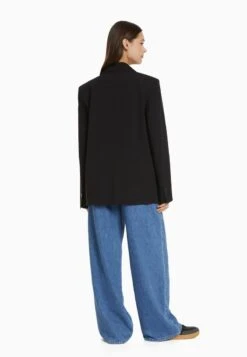 BERSHKA REGULARFIT TAILORED - FEMININE-CUT DOUBLE-BREASTED - Kurzmantel - Black 10 BERSHKA REGULARFIT TAILORED - FEMININE-CUT DOUBLE-BREASTED - Kurzmantel - Black -Bershka Verkaufsgeschäft b59d6c06679b408881d44c2ef9a4f23d