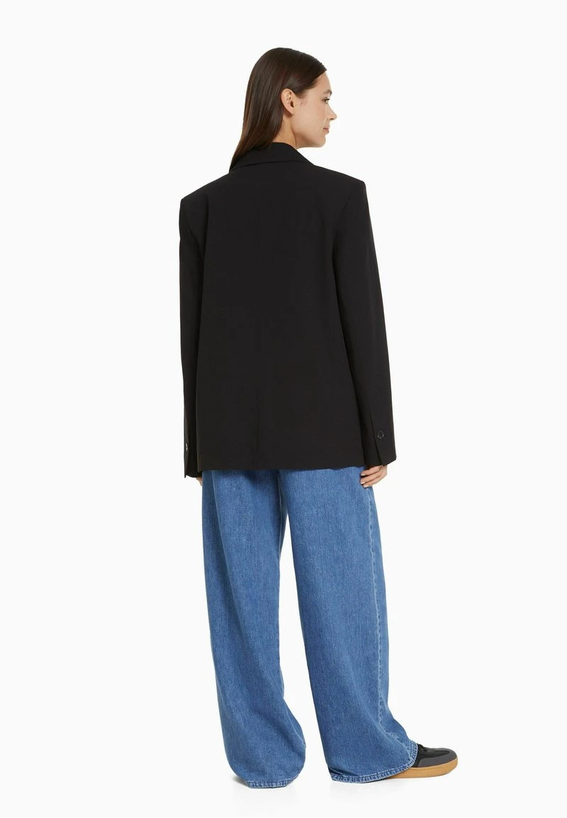 BERSHKA REGULARFIT TAILORED - FEMININE-CUT DOUBLE-BREASTED - Kurzmantel - Black 5 BERSHKA REGULARFIT TAILORED - FEMININE-CUT DOUBLE-BREASTED - Kurzmantel - Black – Bild 3