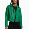 BERSHKA Kunstlederjacke - Evergreen 2 BERSHKA Kunstlederjacke - Evergreen -Bershka Verkaufsgeschäft b85e0cedfb474f5ea55afdd213e2e487
