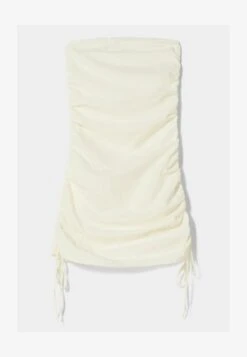 BERSHKA WITH GATHERED SIDE - Freizeitkleid - Offwhite -Bershka Verkaufsgeschäft b8d9cab6c49e46a9ae962532c7ee17ac