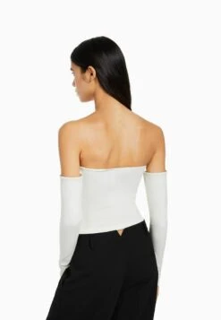 BERSHKA NIRVANA LONG SLEEVE BANDEAU - Bluse - Off-white -Bershka Verkaufsgeschäft bbff68f6ad27431f9c14c5cc80a0abbf