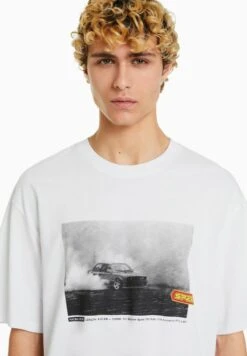 BERSHKA RACING - T-Shirt Print - Off White 11 BERSHKA RACING - T-Shirt Print - Off White -Bershka Verkaufsgeschäft bd5d766c7773413db89fc7a8c3143466