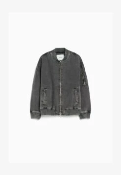 BERSHKA Jeansjacke - Dark Grey 12 BERSHKA Jeansjacke - Dark Grey -Bershka Verkaufsgeschäft bdcda33eba78424095d91431780b1a39