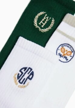 BERSHKA PACK OF 3 PAIRS EMBROIDERED VARSITY - Socken - Off White 10 BERSHKA PACK OF 3 PAIRS EMBROIDERED VARSITY - Socken - Off White -Bershka Verkaufsgeschäft beb391264c0f41b985a1959dd6c315ea