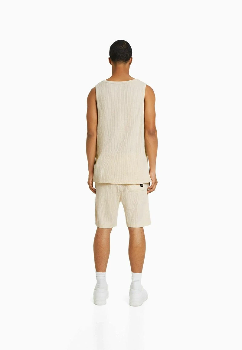 BERSHKA PLUSH - Shorts - White 4 BERSHKA PLUSH - Shorts - White – Bild 2