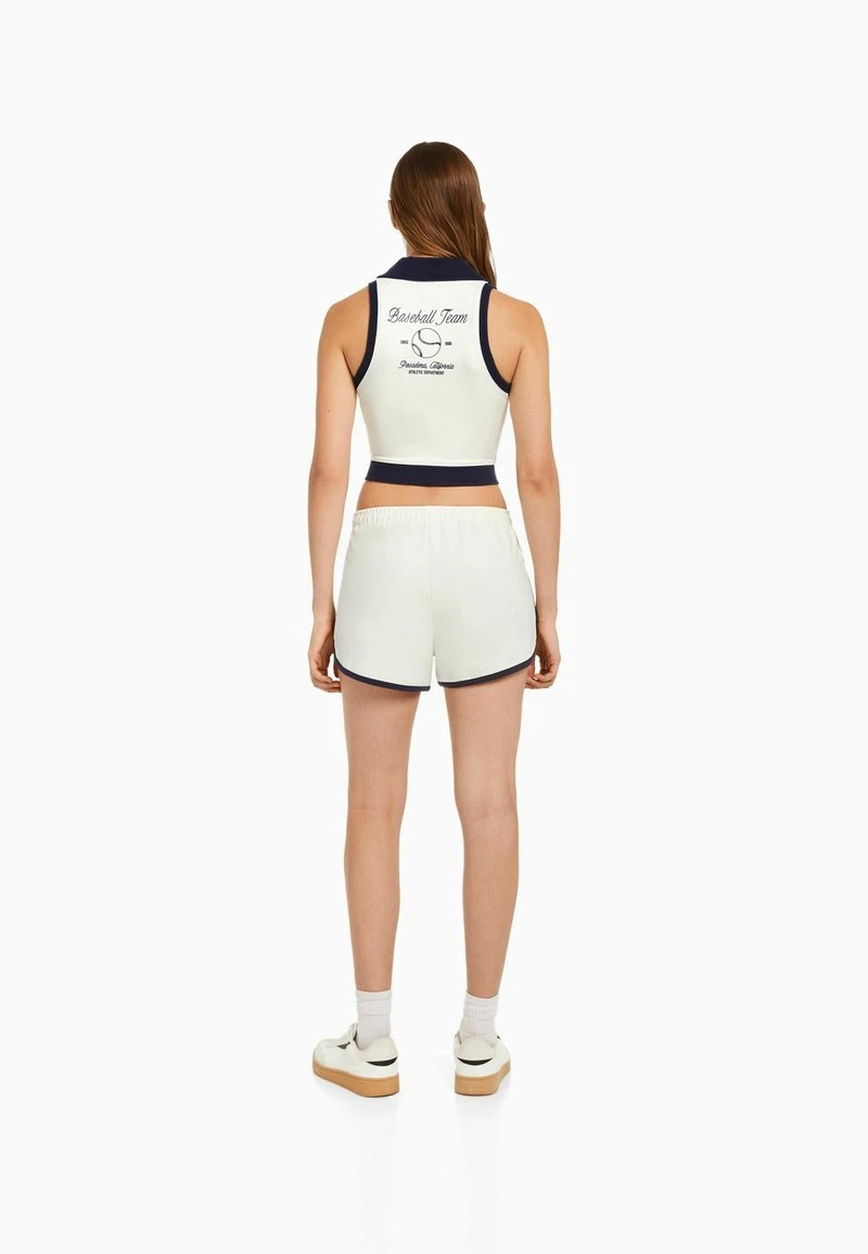 BERSHKA PRINTED WITH TRIMS - PLUSH - Shorts - Beige 5 BERSHKA PRINTED WITH TRIMS - PLUSH - Shorts - Beige – Bild 3