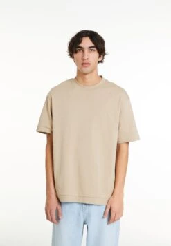 BERSHKA SHORT SLEEVE - T-Shirt Basic - Camel -Bershka Verkaufsgeschäft c17c567d582f43489fe5780ac983e63b 1