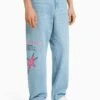 BERSHKA BAGGY PRINTED - Jeans Straight Leg - Light Blue 1 BERSHKA BAGGY PRINTED - Jeans Straight Leg - Light Blue -Bershka Verkaufsgeschäft c2714e51573449fd81b891202faa4ed7