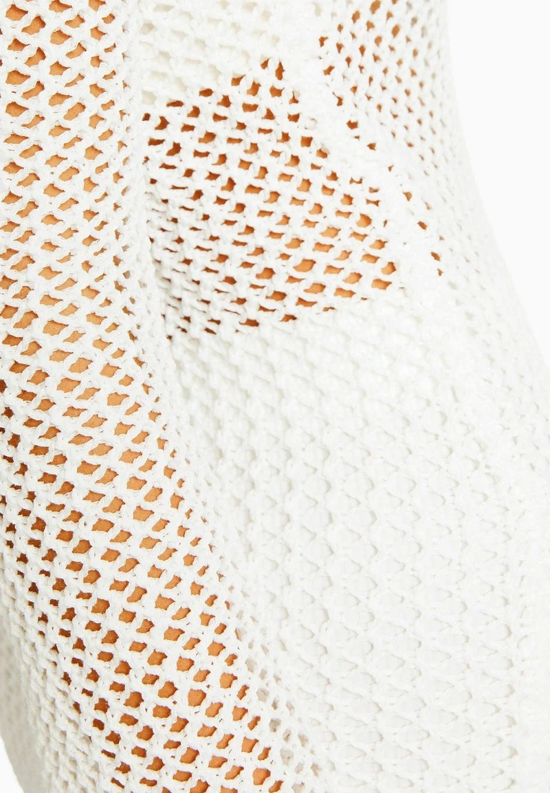 BERSHKA LONG SLEEVE OPEN BACK MIDI - Strickkleid - Beige 5 BERSHKA LONG SLEEVE OPEN BACK MIDI - Strickkleid - Beige – Bild 3