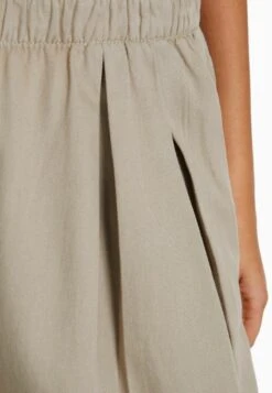 BERSHKA Jeans Relaxed Fit - Sand 12 BERSHKA Jeans Relaxed Fit - Sand -Bershka Verkaufsgeschäft c5fc1df58de544e6a4a4276f83b94881