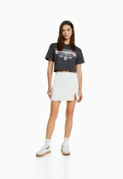 BERSHKA COMFORT - Jeansrock - White -Bershka Verkaufsgeschäft c72524d5e93e4cf6be53d4aaf61c8862