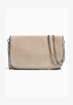 BERSHKA WITH DOUBLE STRAP AND METAL DETAILS - Umhängetasche - Beige 9 BERSHKA WITH DOUBLE STRAP AND METAL DETAILS - Umhängetasche - Beige -Bershka Verkaufsgeschäft ca79cda626d8435b947ef9e5f07fe607