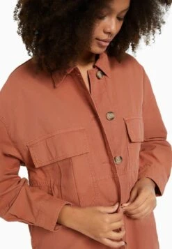 BERSHKA LONG SLEEVE WITH POCKETS - Leichte Jacke - Pink -Bershka Verkaufsgeschäft cc3b0afa26de4217bb1c29cd4ecf650e