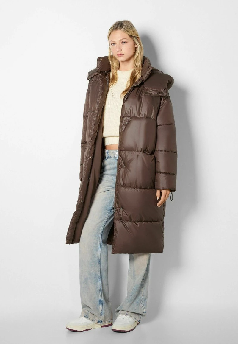 BERSHKA LONG HOODED - Wintermantel - Brown 3 BERSHKA LONG HOODED - Wintermantel - Brown
