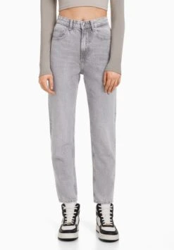 BERSHKA MOM - Jeans Relaxed Fit - Grey -Bershka Verkaufsgeschäft ce6023bb52e14a23a54234b02f0dab0c 1