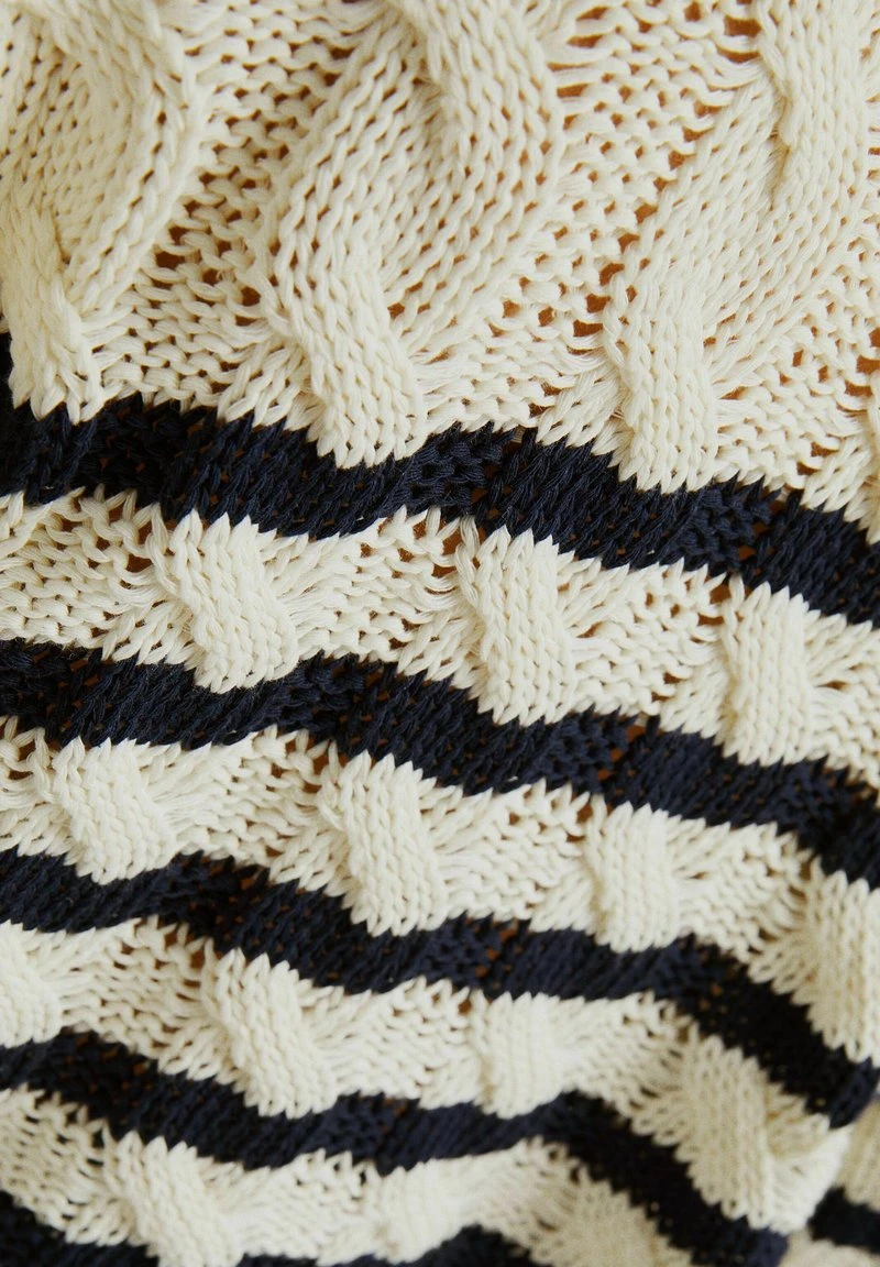 BERSHKA CABLE-ROUND NECK - Strickpullover - Beige 8 BERSHKA CABLE-ROUND NECK - Strickpullover - Beige – Bild 6